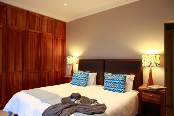 2 Bedroom Suite