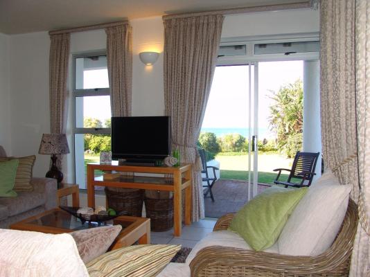 Diaz 15 Holiday Apartments - 230200