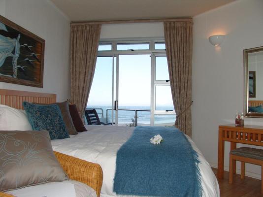 Room image 13