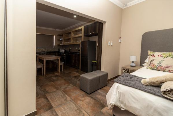 Somethin Special Guest House 77A - 230278