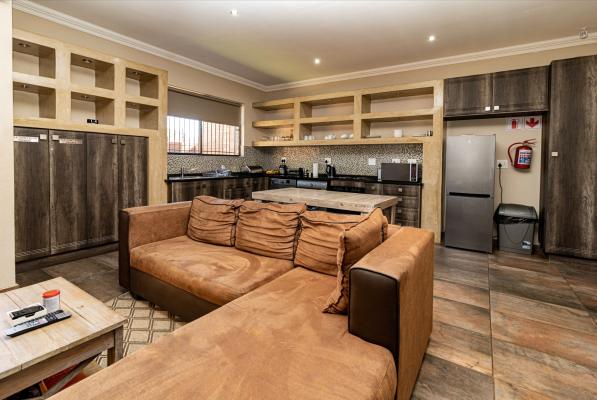 Somethin Special Guest House 77A - 230289