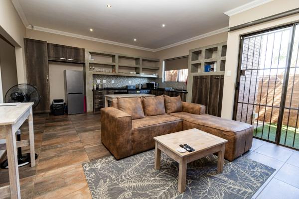 Somethin Special Guest House 77A - 230298