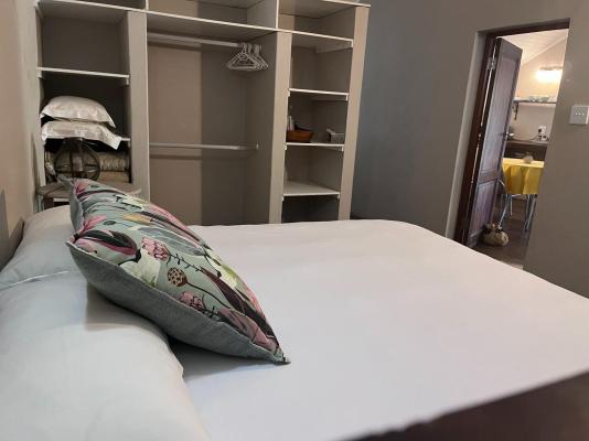 Room image 3