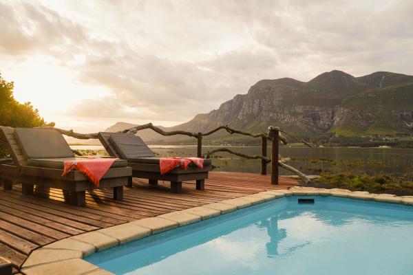 Mosaic Lagoon Lodge