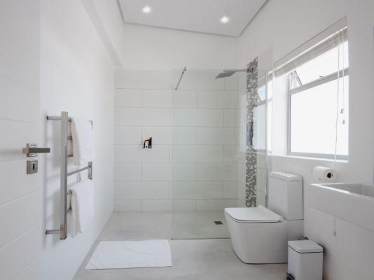 Room image 6