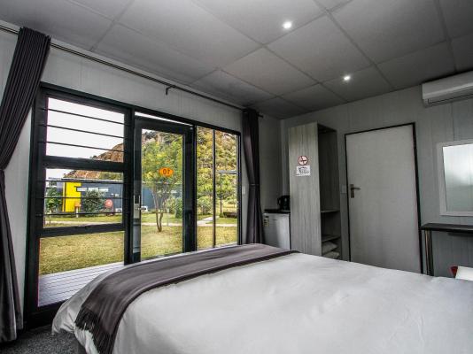 Room image 1