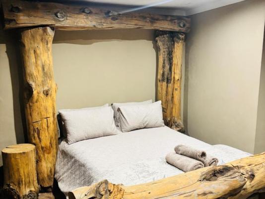 Room image 2