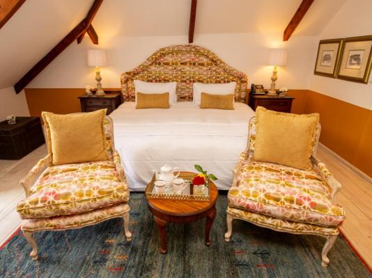 Le Ballon Rouge Guest House - 231624