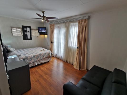 Room image 7