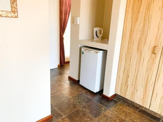Room image 7
