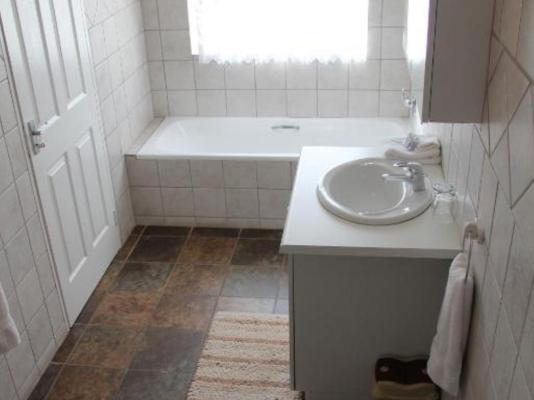 Room image 1