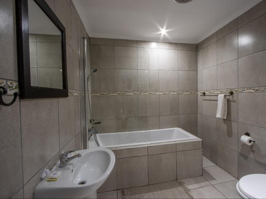 Room image 7