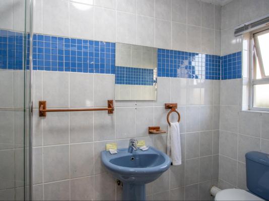 Room image 1