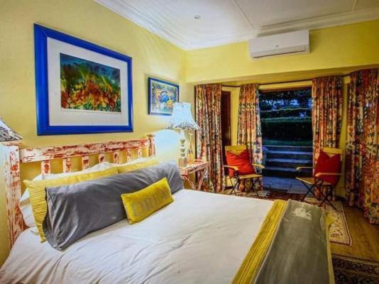 Room image 3