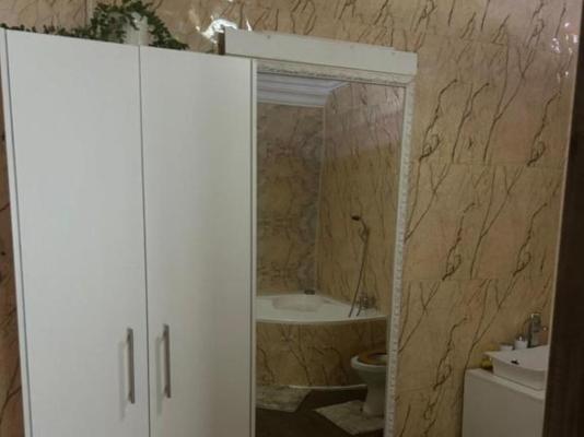 Room image 8