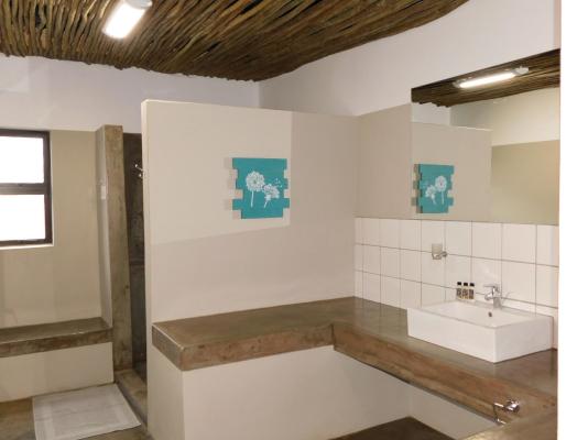 Room image 6