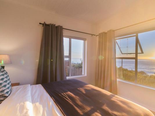 Walker Bay Villa - 233012