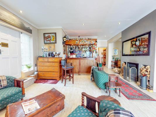 Mountain Manor Guest House & Executive Suites - 233043