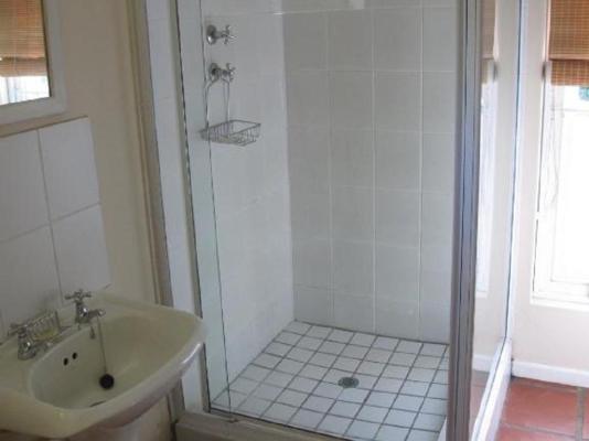 Room image 5