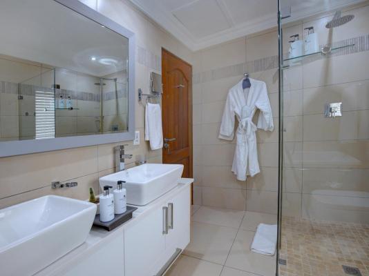 African Oceans - Manor on the Beach - 233592