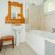 Acorn Guest House - 233990