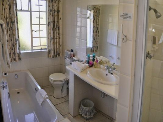 Room image 3