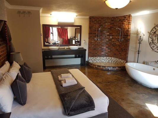 Room image 1