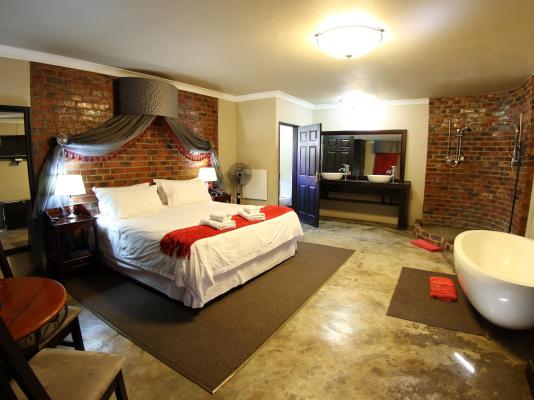 Room image 4