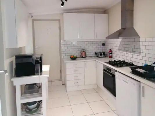 Cape Standard Guest House - 234813