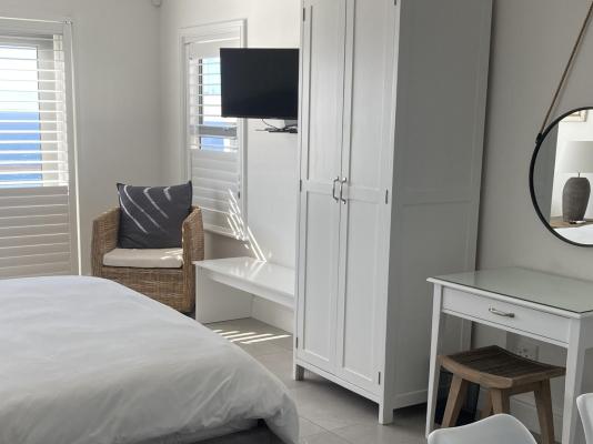 Room image 30