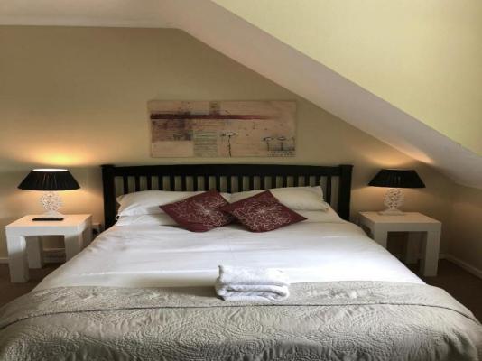 Room image 7
