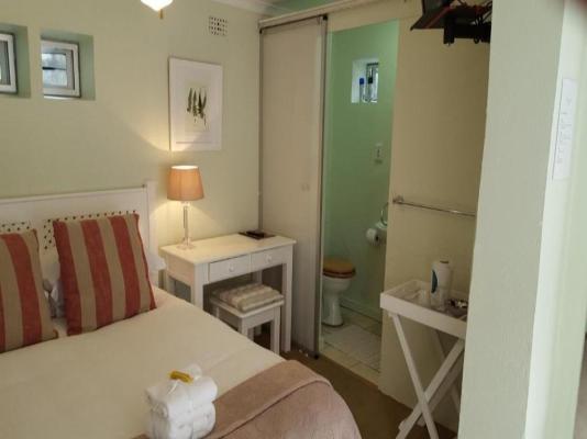 Room image 9