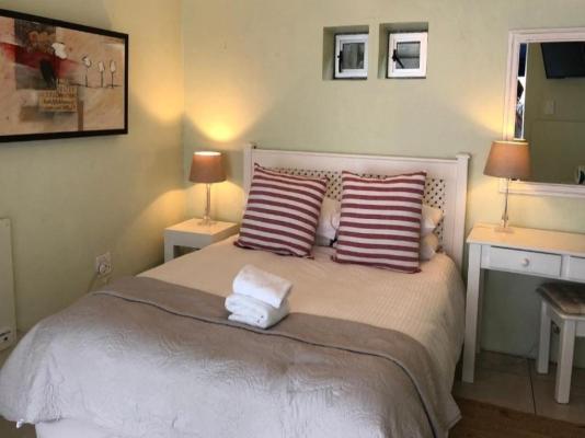 Room image 11