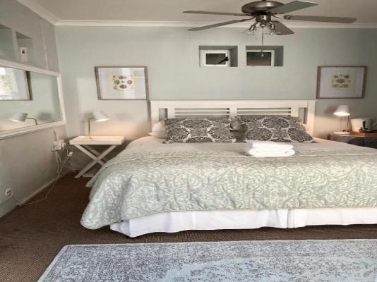 Room image 12