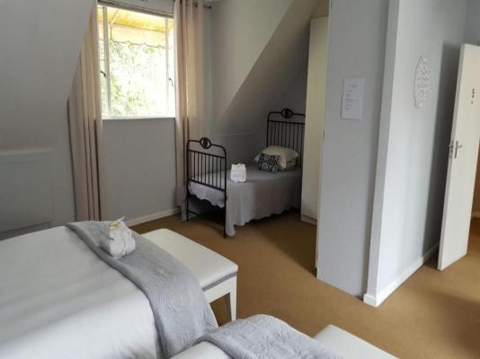 Room image 13