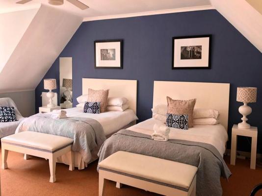 Room image 15