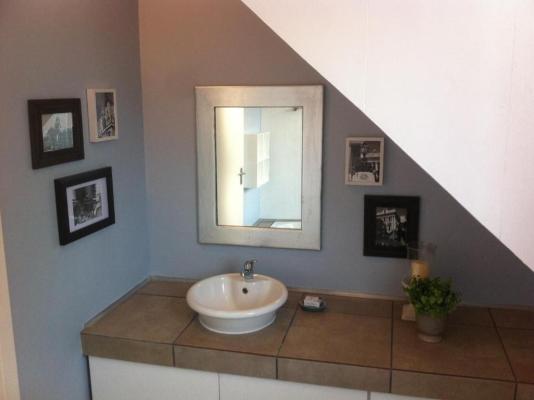 Room image 16