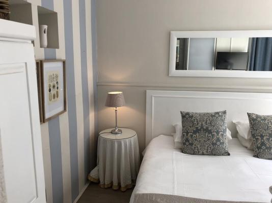 Room image 39