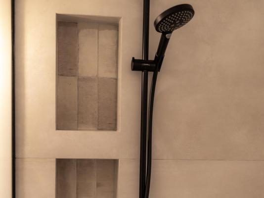 Room image 1