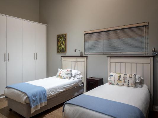 Room image 7