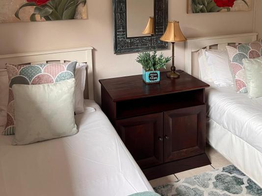 Room image 3