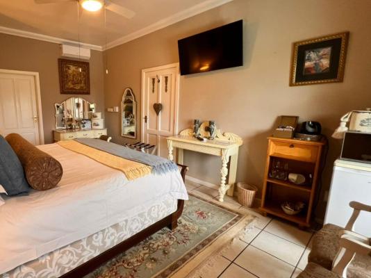 Room image 1