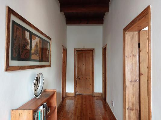 Room image 1