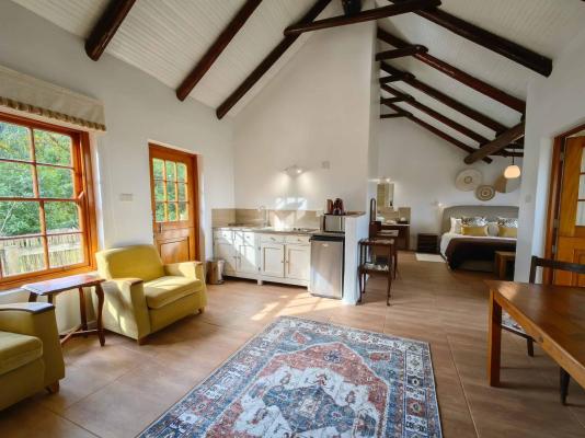 Room image 9
