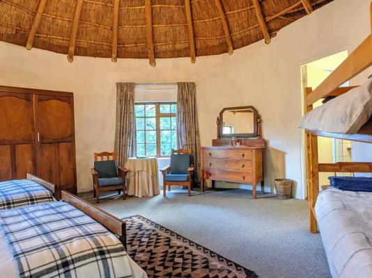 Wyndford Holiday Farm - 237892