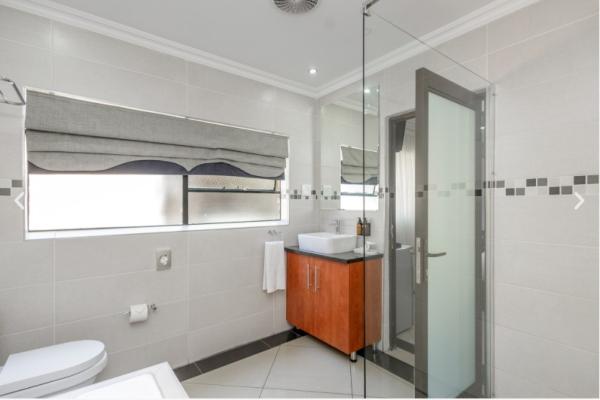 Moyres Guest House - 238065
