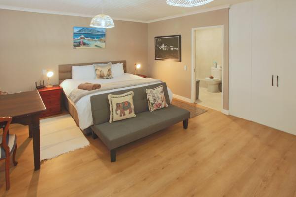 Room image 1