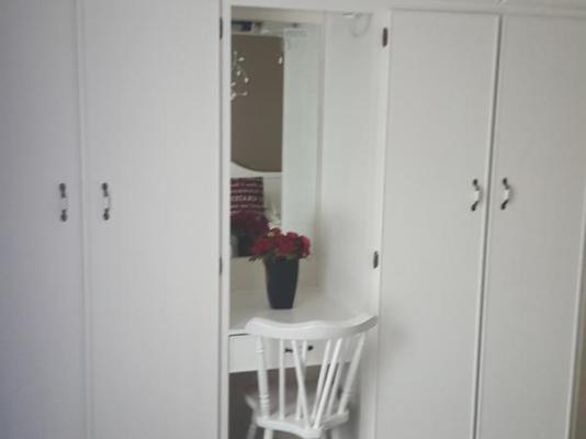 Room image 1