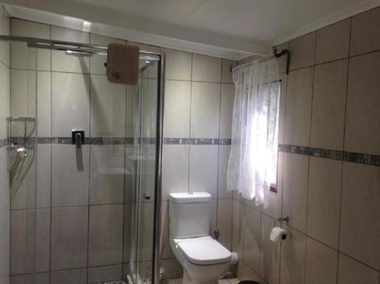 Room image 14