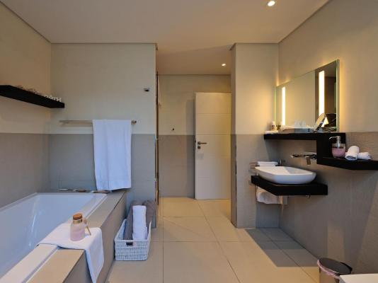 129 on Kloof Nek - 238419